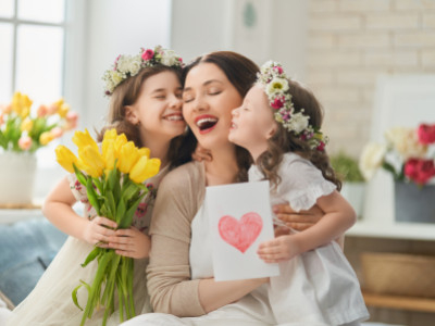 Affordable and Memorable Personalised Photo Gifts for Mum